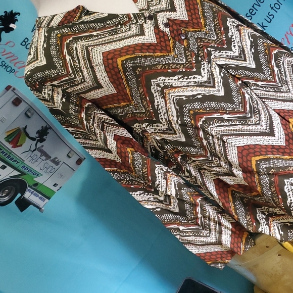 C.C. Collection Blouse - Picture 3 of 6